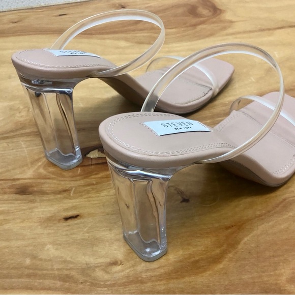 Steve Madden Shoes - Steve madden clear block heels Jacee Style
